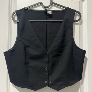 Perfect for formal occasions, especially over a white shirt!